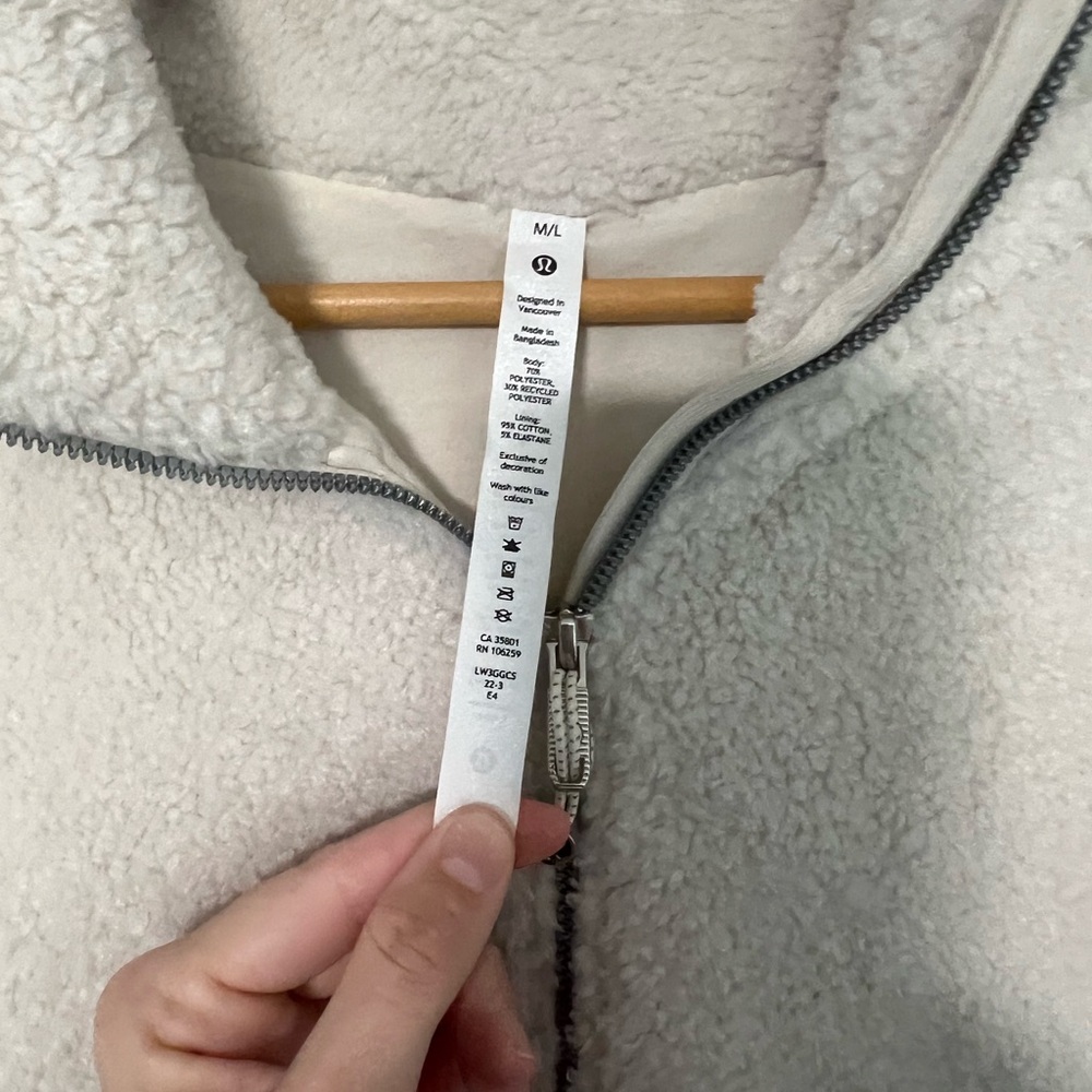 Lululemon Scuba Oversized Fleece Funnel-Neck Half Zip- White Opal - Picture 2 of 4
